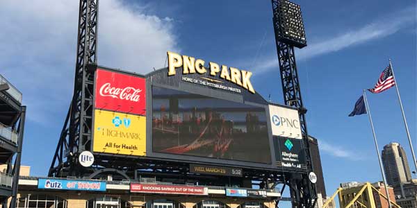 Pittsburgh Pirates Install Eaton’s Advanced LED Lighting and Controls System at PNC Park in Time for the 2017 Season